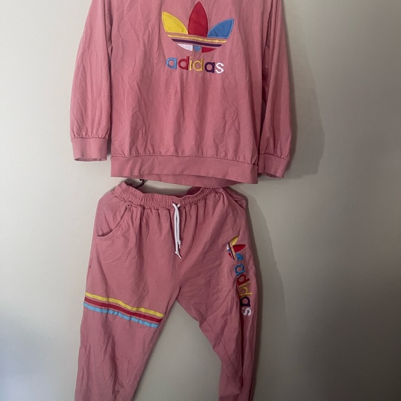 Size free size and I wear the small and medium - Picture 3 of 10